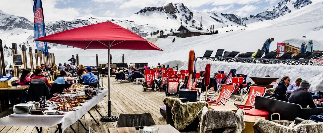 Hôtel 3 étoiles -Restaurant Le Pilatus Courchevel Extérieur photo