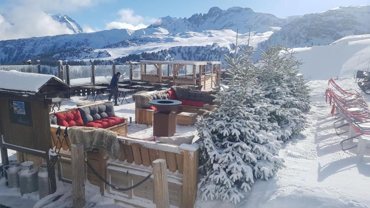 Hôtel 3 étoiles -Restaurant Le Pilatus Courchevel Extérieur photo