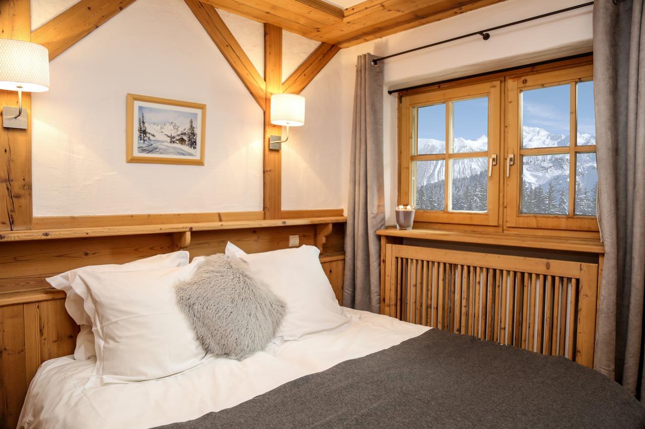 Hôtel 3 étoiles -Restaurant Le Pilatus Courchevel Extérieur photo