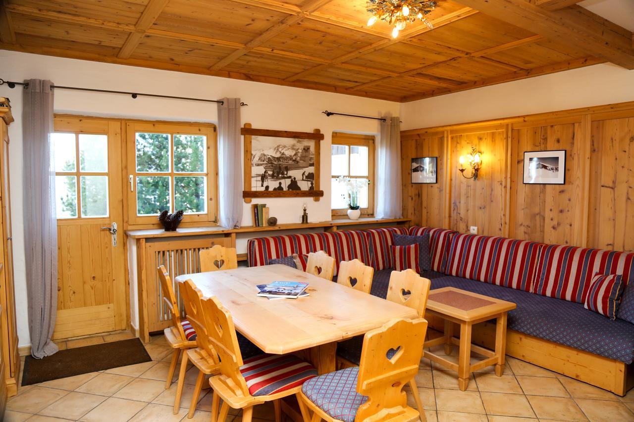Hôtel 3 étoiles -Restaurant Le Pilatus Courchevel Extérieur photo