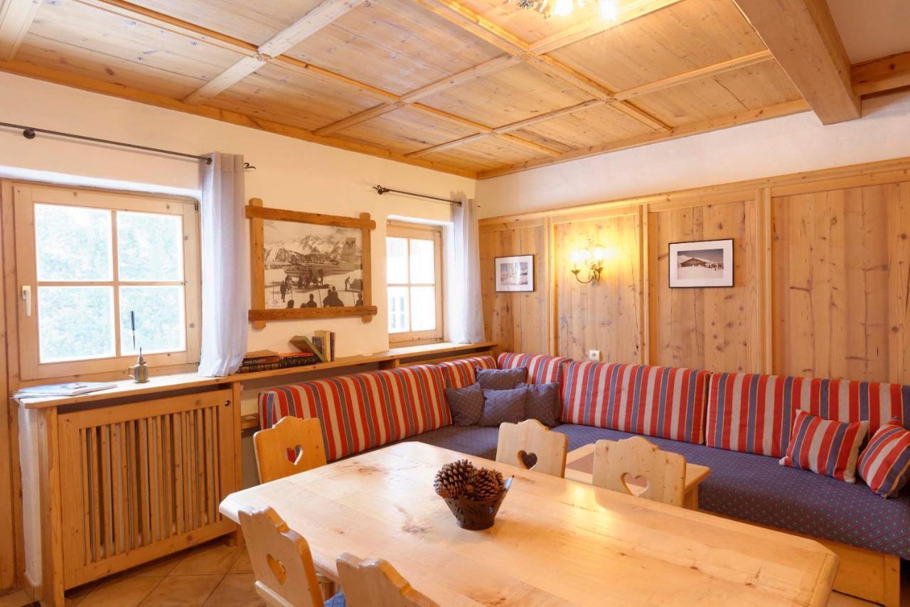 Hôtel 3 étoiles -Restaurant Le Pilatus Courchevel Extérieur photo